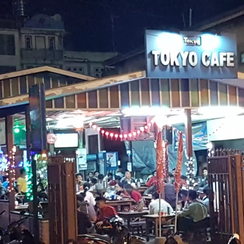 Tokyo Cafe